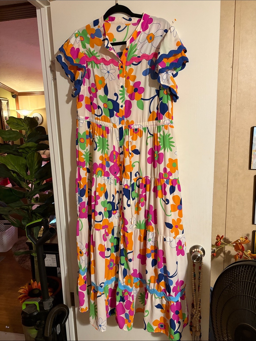 SHEIN White Maxi Dress with Multicolor Floral Print